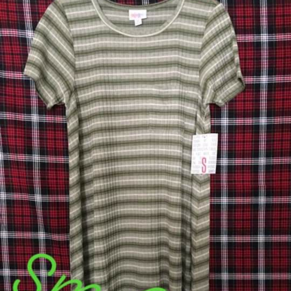 Small Lularoe Striped Carly